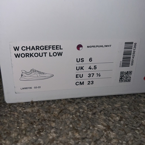 Lululemon chargefeel sneakers. 6 - Picture 8 of 8